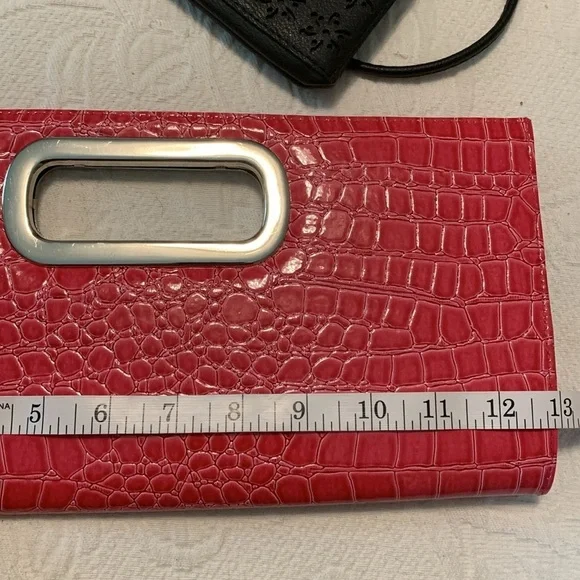 Pink Clutch - Picture 4 of 7